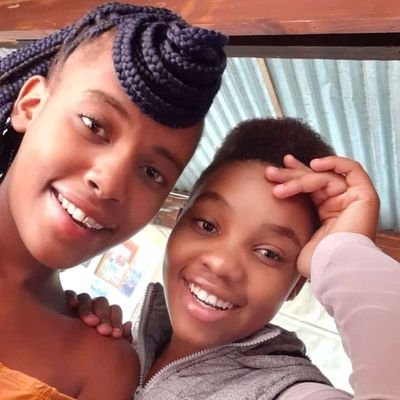 Thabisoperies's profile picture. easy to love