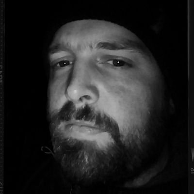 Tsiem85's profile picture. Spreading non-confidential information for no reason #puntanderelijn