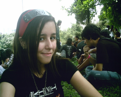Natália, filha de Apolo, minhas qualidades são dislexia e decifit de atenção, como qualquer outro semi-deus, e sou muito boa em arco e flecha... brinks xD

s2