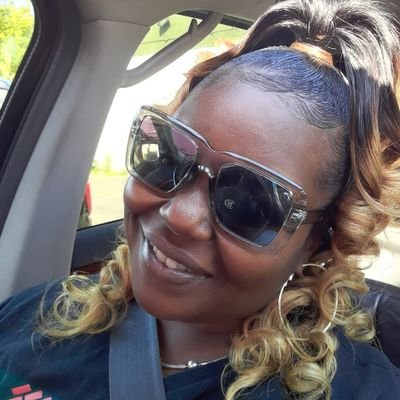Progressive, educated, wife, mother, daughter, sister, and friend! I am lover of life, love, and positivity!