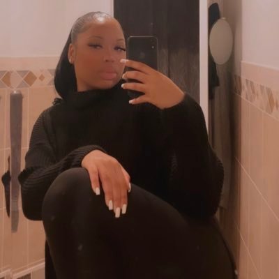 Owner of Crowned By Destiny 👑💗IG : therealdestinyamani