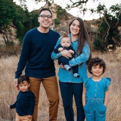 High School pastor at Grace Community Church | Husband of @DaniMunoz15 and Father of 4 | @Cornell ‘15 @MastersSeminary ‘20 | @49ers @Sixers @Phillies