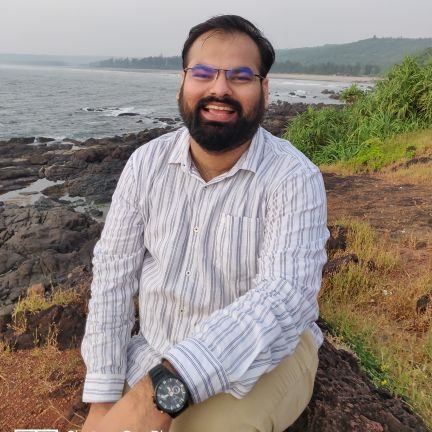 Sagarsbm_tweets's profile picture. Yes to Life 😉