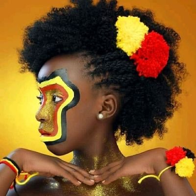 ~Un Apologetically Ugandan
~Showcasing to the world Uganda's Finest Treasures