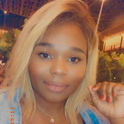 MotswesaneM's profile picture. M A T R I A C H                                      N D L O V U K A Z I 👑