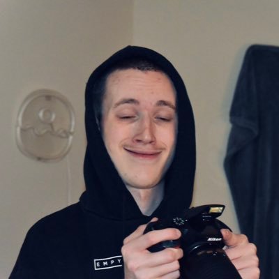 Lewted_'s profile picture. I make music and play dead games