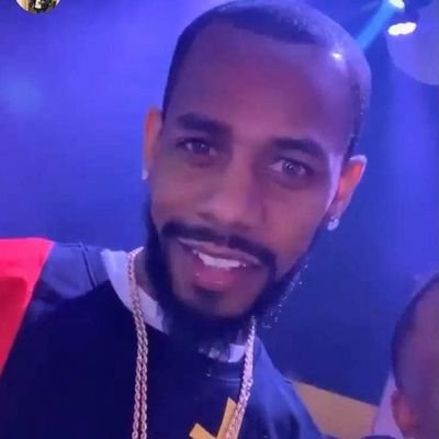 DickEmDown87's profile picture. Shit