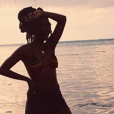 ~ photo diaries + travel writing 
~ main account @amara_amaryah
~ https://t.co/qGaEBvaQvV 
bylines: Time Out, Condé Nast Traveler, Travel Noire, Away, AMAKA studio+