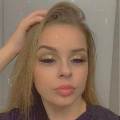 savvy_cc's profile picture. sc @savannah_coates.                                 ig @savannah.cc / @savvy2x