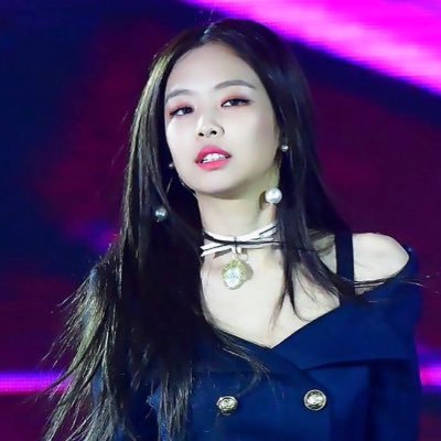 Hi🌞 im a new acc for kpop!!! love a lot of groups!😅 itzy, gidle, mamamoo,blackpink, rv