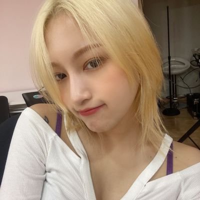 if i follow you, it's because siyeon loves you !!!