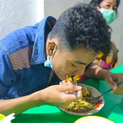 golekbebas's profile picture. 