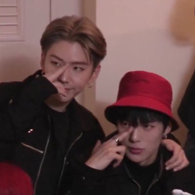 ttigermoth's profile picture. ah yes the big three.... exo red velvet and monsta x / https://t.co/UP0pC9Ju9t