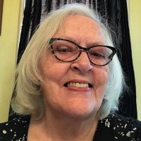 Linda Trull - @Upvllygirl2 Twitter Profile Photo