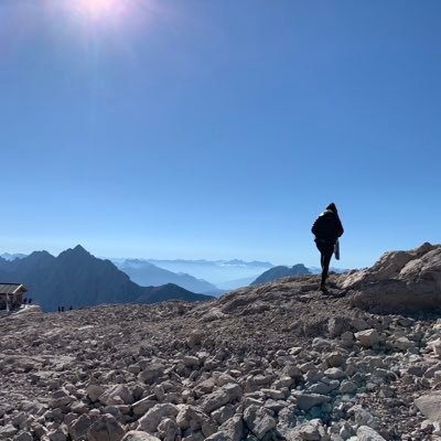 27tessar's profile picture. Think what nobody else thinks.