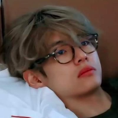 หวัง...
หวังล้มๆเเล้งๆ
หวังว่าเขาจะรัก
หวังว่าจะสอบติด
หวังว่าไรอีกวะ
