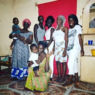 We have to come together as one family ❤️ lets love and support each other , put smile's on each other's face 😍 please please 🙏
No porn videos, No Bitcoin .