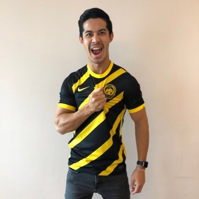 Australian born half Malaysian, Pro Footballer, Live to love, love to live! Instagram : @brendangan Contact Enquiries: brendanganofficial@gmail.com