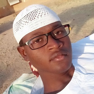 qe5vHLriAoSS47u's profile picture. وكل شي عنده بمقدار