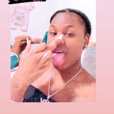 pretty and out the mix✨💕😙. follow mi on ig @_tr.prettygirlll🦋💘.