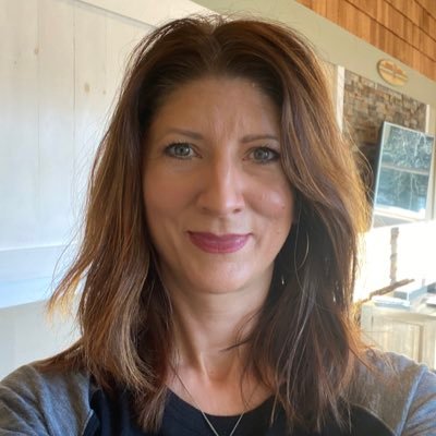 christa_flint's profile picture. 