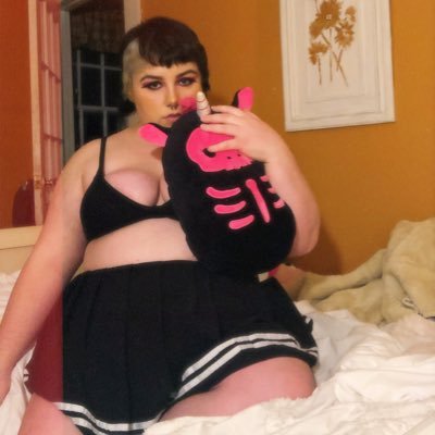 gothbelly Profile Picture