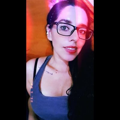 tapatia de corazon, romantica por devocion, bonita por naturaleza y berrinchuda por gusto!!💙