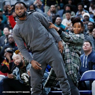 AngelAsumah's profile picture. cool and freeky https://t.co/v9Lok5l3Sw NBA🏀 and Lakers fan and a Manchester United fan⚽️Love medics and love to help humanity .Love what you do and cherish it🙏