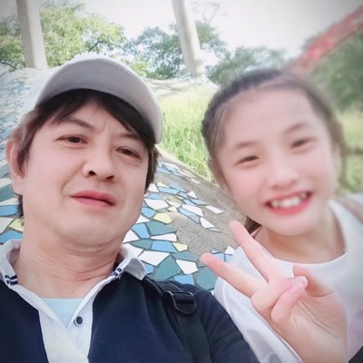 舞台やお芝居などステージで頑張ってる娘のファンマユミをテアトルアカデミー(BEAT PARADOX)所属🤵🏻♀️毎日楽しみながら応援してます📣😍アクション映画🎬好き✨酒とスイーツがあれば生きていける👊