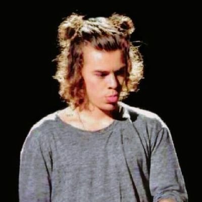 Imadreamer12811's profile picture. She/her 
 just a girl who loves to dream and turn it into her reality....
A Directioner ❤❤❤❤❤
Slytherin 💚
A music lover 🎼🎶🎧