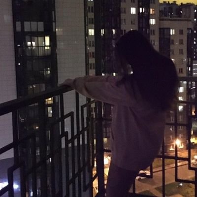 oksanyao's profile picture. 