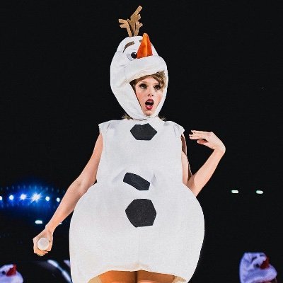 yo yo I love cats and my one and only queen miss Taylor Swift
she/her