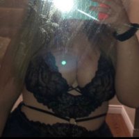 Serena (@curvyh0e) 's Twitter Profile