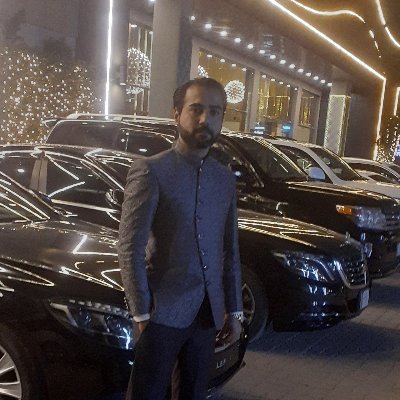 SufyanMushtak's profile picture. Being simple is complicated.