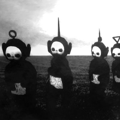 FrancineLoadera's profile picture. 🗺: 🇩🇪/🇨🇭
💬:360er Kind, Gronkh-Lurch*in
🎮:Xbox, Table-top
📺📖:Anime, Horror, Fantasy, Sci-Fi
🎵:Metal, Gothic, Industrial
❤:👰🏻‍♀️🤵🏼‍♂️👨‍👩‍👧‍👦