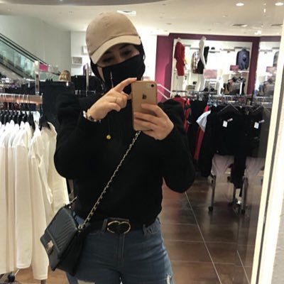 lorena27911409's profile picture. 