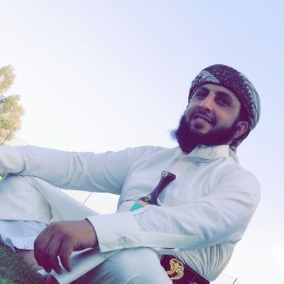 سنبقى اسودآ شامخين
وصقورآ طائرين ..
وسيبقي النبض يمنيآ والعقيده سلفيآ وسطيآ معتدلآ.
لن نتغير ولن نحيد
النهج واحد والعقيده واحده
فاللهم اختم بالصالحات اعمالنا
