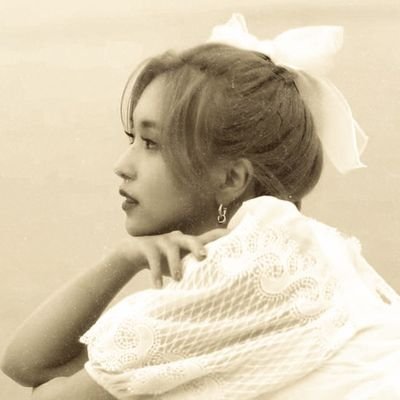 ㅤㅤ⠀𖡼 𖥱 𖡼 Under the name of her resident card, she'll astonished you by her dancing skill. ⠀⠀⠀⠀