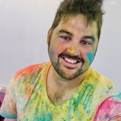 Primary School Teacher in Western Australia. Passionate and driven to inspire young minds.