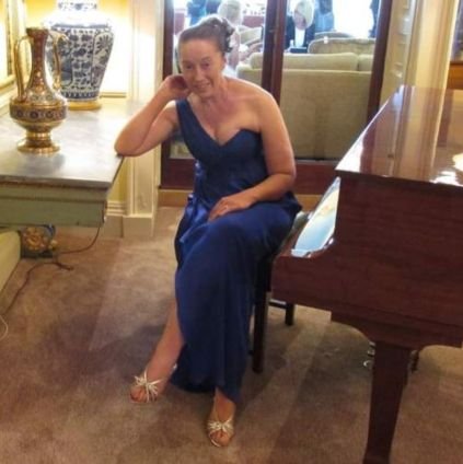 Beyondlearning1's profile picture. 