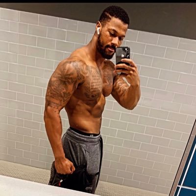 CEO of DFRRNT BREED Fitness/Apparel💪🏾🏋🏾♂️ NASM-CPT💪🏾 Univ. of Louisiana Alum🤟🏾🔥🏈