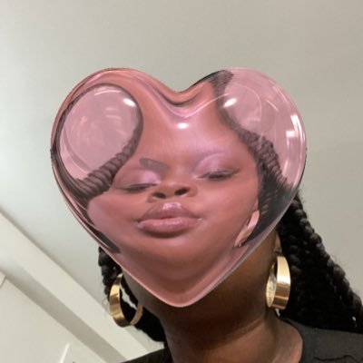 jeweltonedhoney's profile picture. 