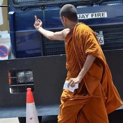 pseudo_monk_'s profile picture. 