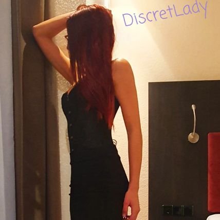 DiscretLady