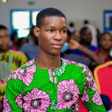 urielachoba_01's profile picture. 