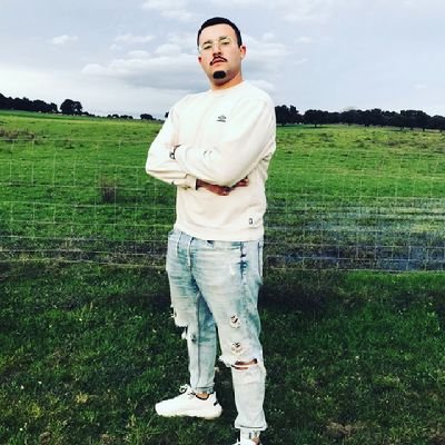 Ig: _aloupaiva

/just music💣

nova música ta aí o link