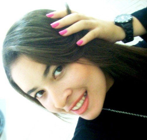 Por mαis rodeαdα de pessoαs que estejαmos, α unicα coisα que nos αcompαnhα são αs lembrαnçαs e,αs recordαçoes.