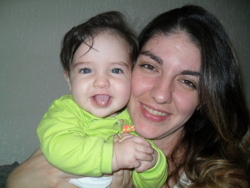 sou mulher , amiga , companheira , esposa e super mãe do gabriel!! sou feliz e agradeço por tudo que Deus me deu!!