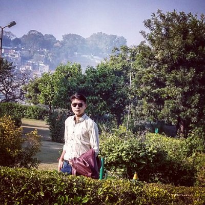 एक ही सिद्धान्त 
धर्मो रक्षिते रक्षितः

पूर्वजो का सम्मान वापिस लाने की ली है शपथ
देश के जातिवादी आरक्षण और गंदी राजनीति को करना है ध्वस्त