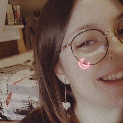 +=+
@NiallOfficial-18 Avril 2018 ♡
@Louis_Tomlinson- My sun ♡
Amor y Vida ♡
Fan account.